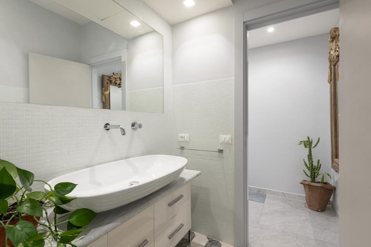 Divo Apartments - Spanish Steps Рим Экстерьер фото