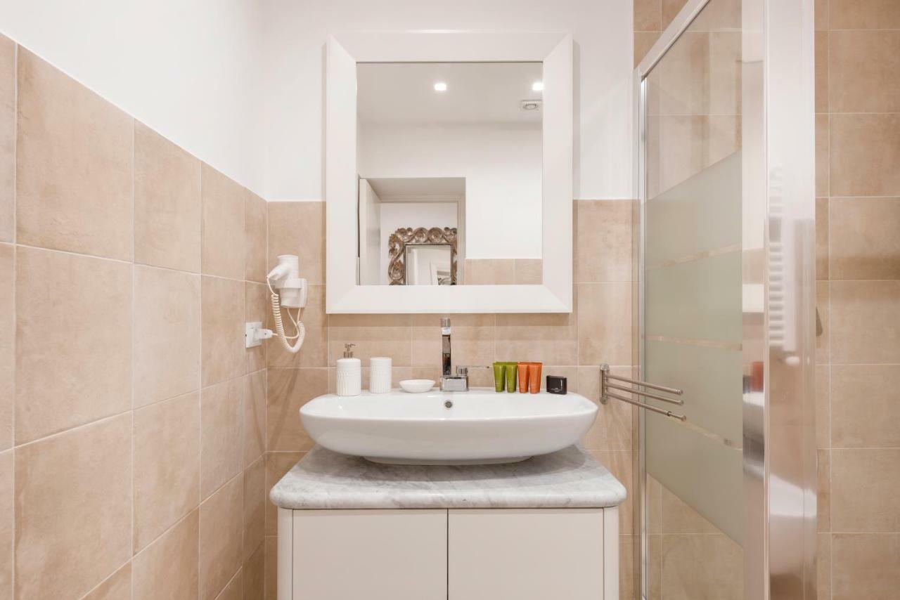 Divo Apartments - Spanish Steps Рим Экстерьер фото